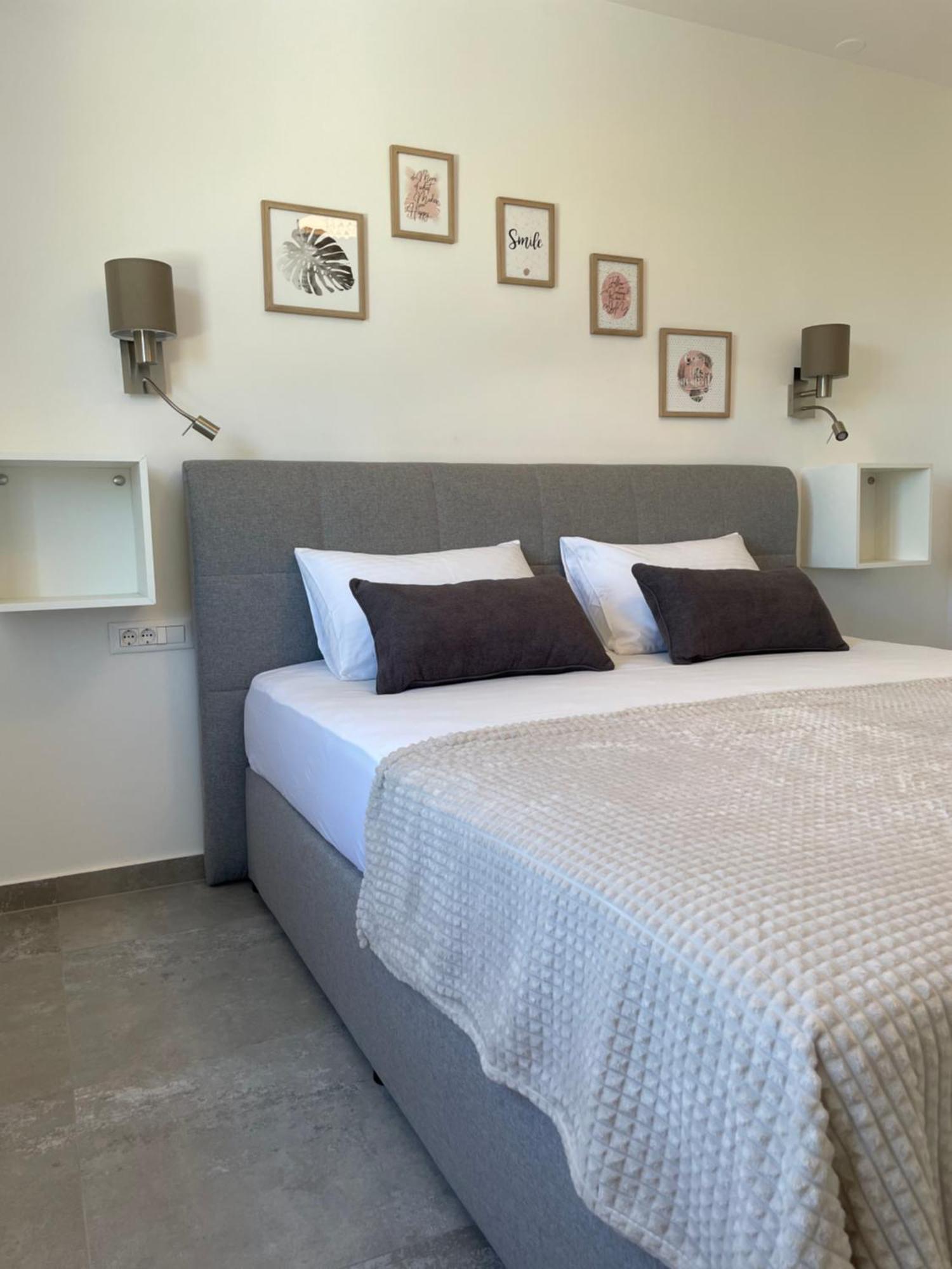 Sandra Apartments Makarska Kültér fotó